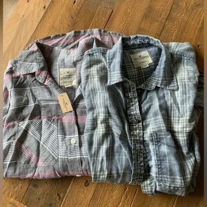(2) American Eagle Outfitters Button-Down Shirts